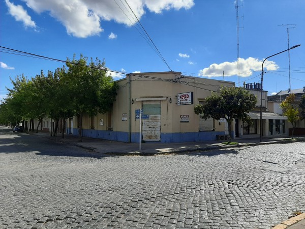 Casa con local, Juárez