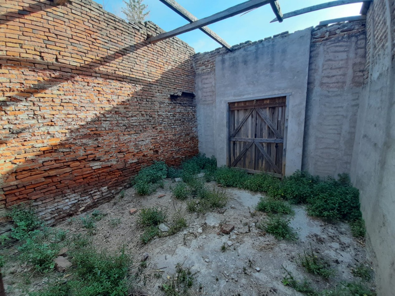 Lote edificado en venta