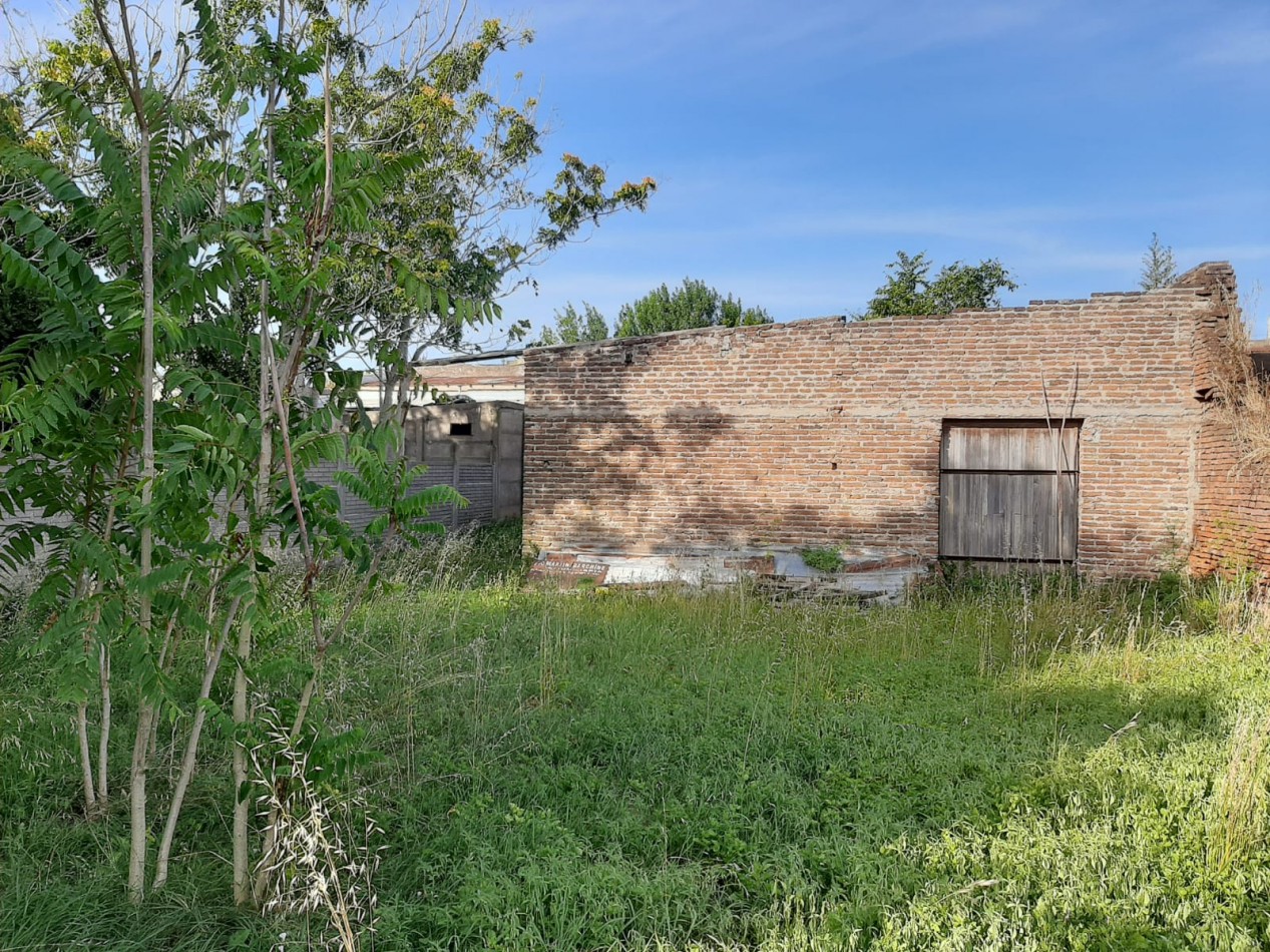 Lote edificado en venta