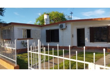Casa en venta, Villa Cacique