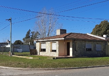 Casa más lote contiguo indiviso